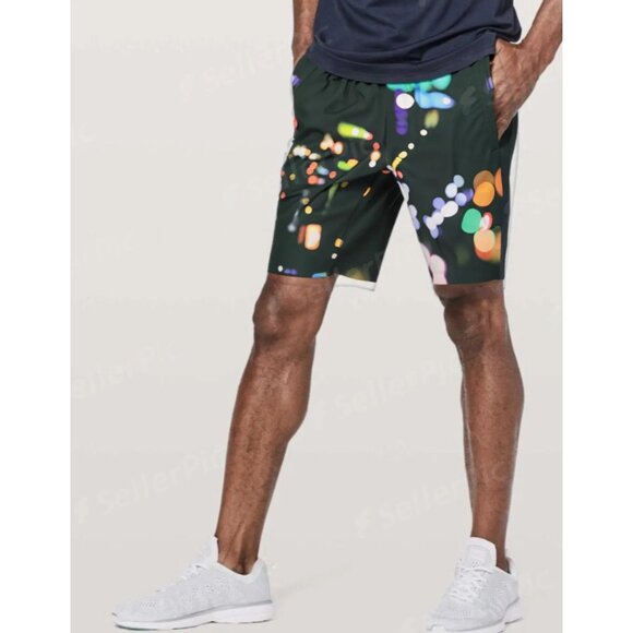 Lululemon Men's Black/Multi City Lights Pattern Blink Me Athletic Shorts Size S - Picture 1 of 15
